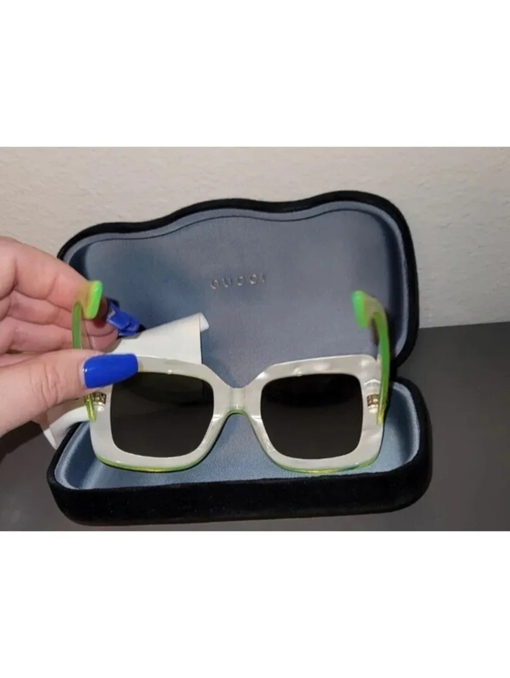 GUCCI ACETATE SQUARE FRAME SUNGLASSES GG0083S NEON YELLOW